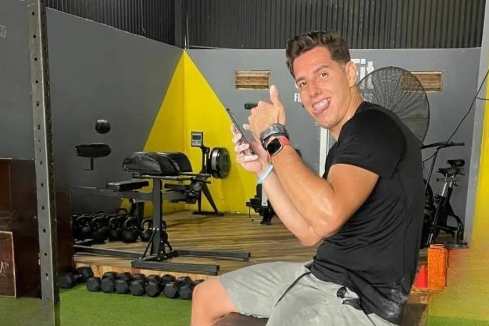 Kevin, Coach Principal y Líder Comunitario de Inertia Fitness